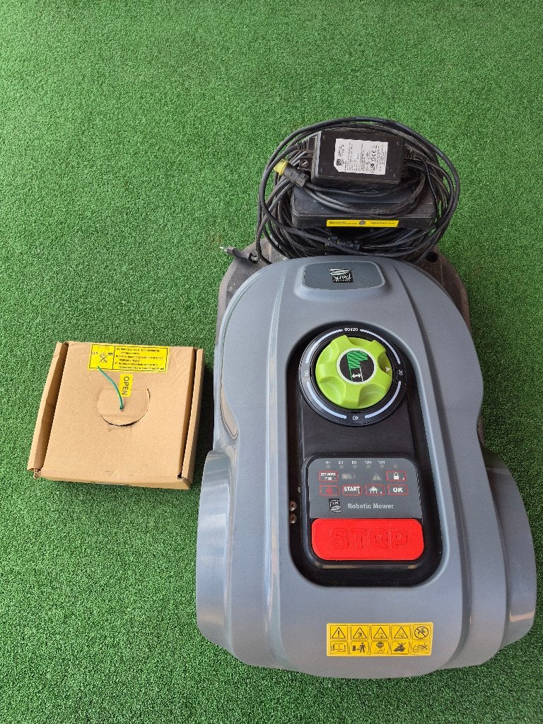 robotmaaier, Tuin en Terras, Gebruikt, Bestuurbaar via app, 20 tot 25 cm, Ophalen
