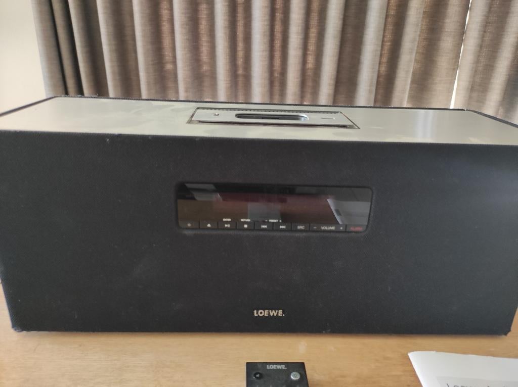 Loewe soundbox, Ophalen