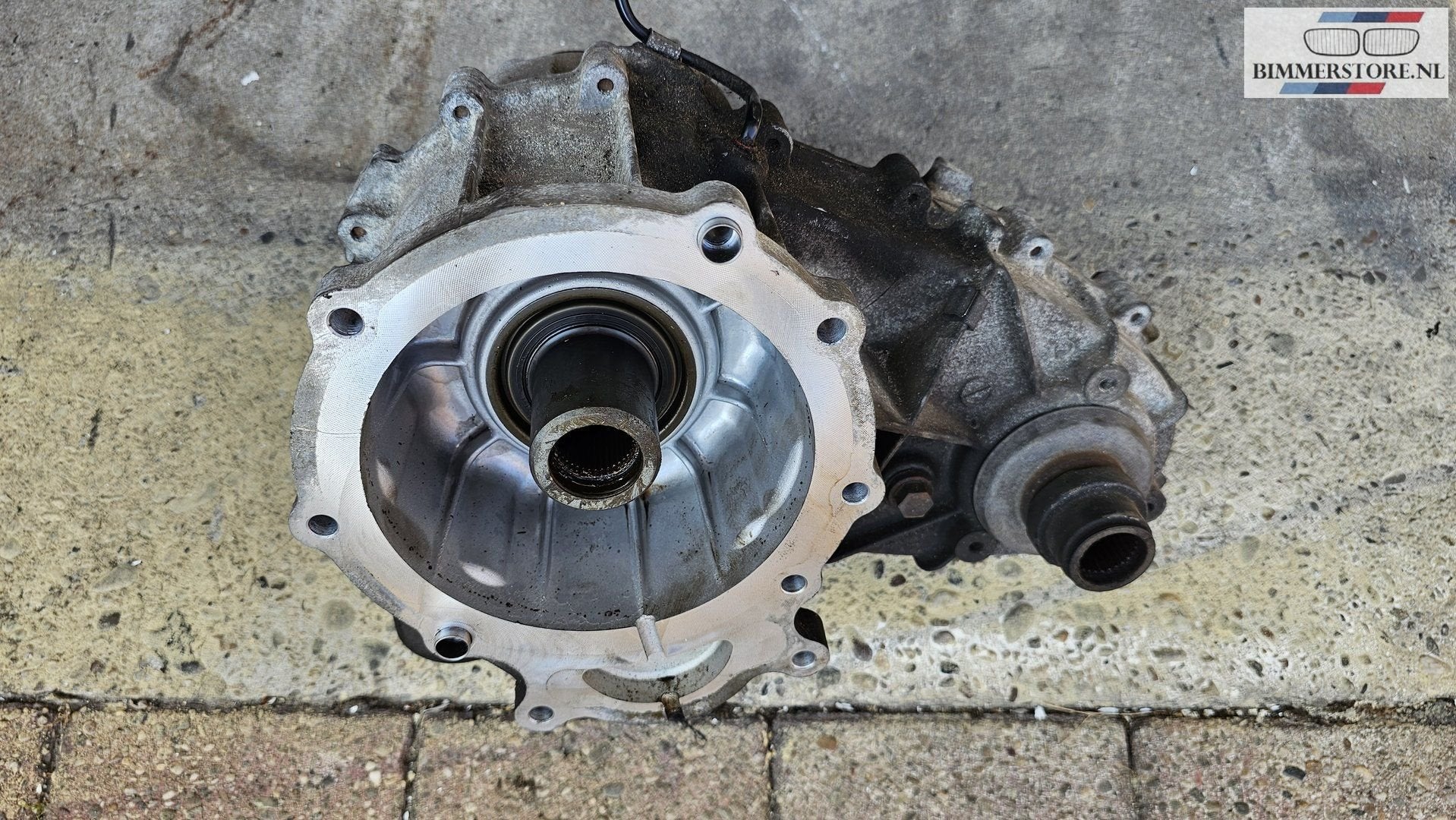 Tussenbak transfer box BMW X5 E53 4.4 i 27107504568 7504568, Auto-onderdelen, Transmissie en Toebehoren, BMW, Gebruikt, Ophalen of Verzenden