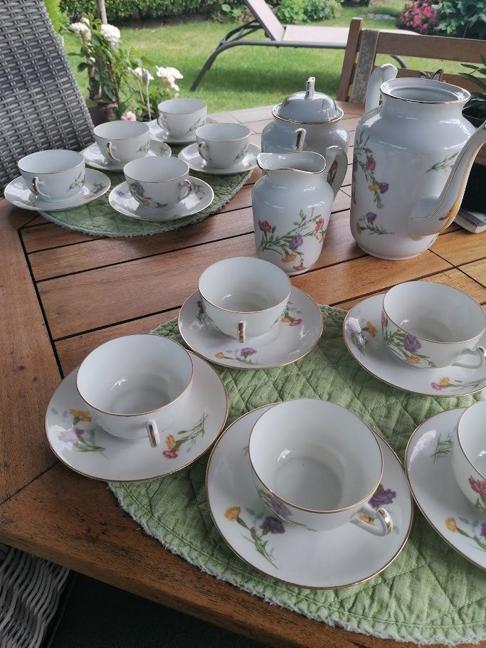 service à café en  porcelaine de Limoges, Enlèvement, Comme neuf, Porcelaine