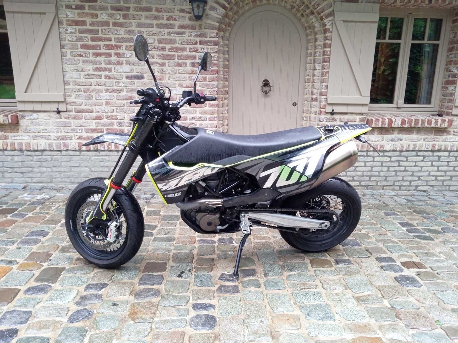 HUSQVARNA - 701 SUPERMOTO - Moto, Motos, Motos | Husqvarna, Entreprise, Autre