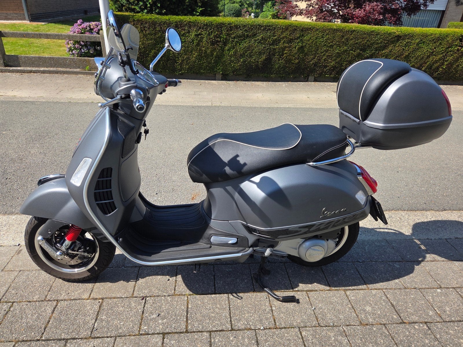 Vespa GTS 300cc, Particulier
