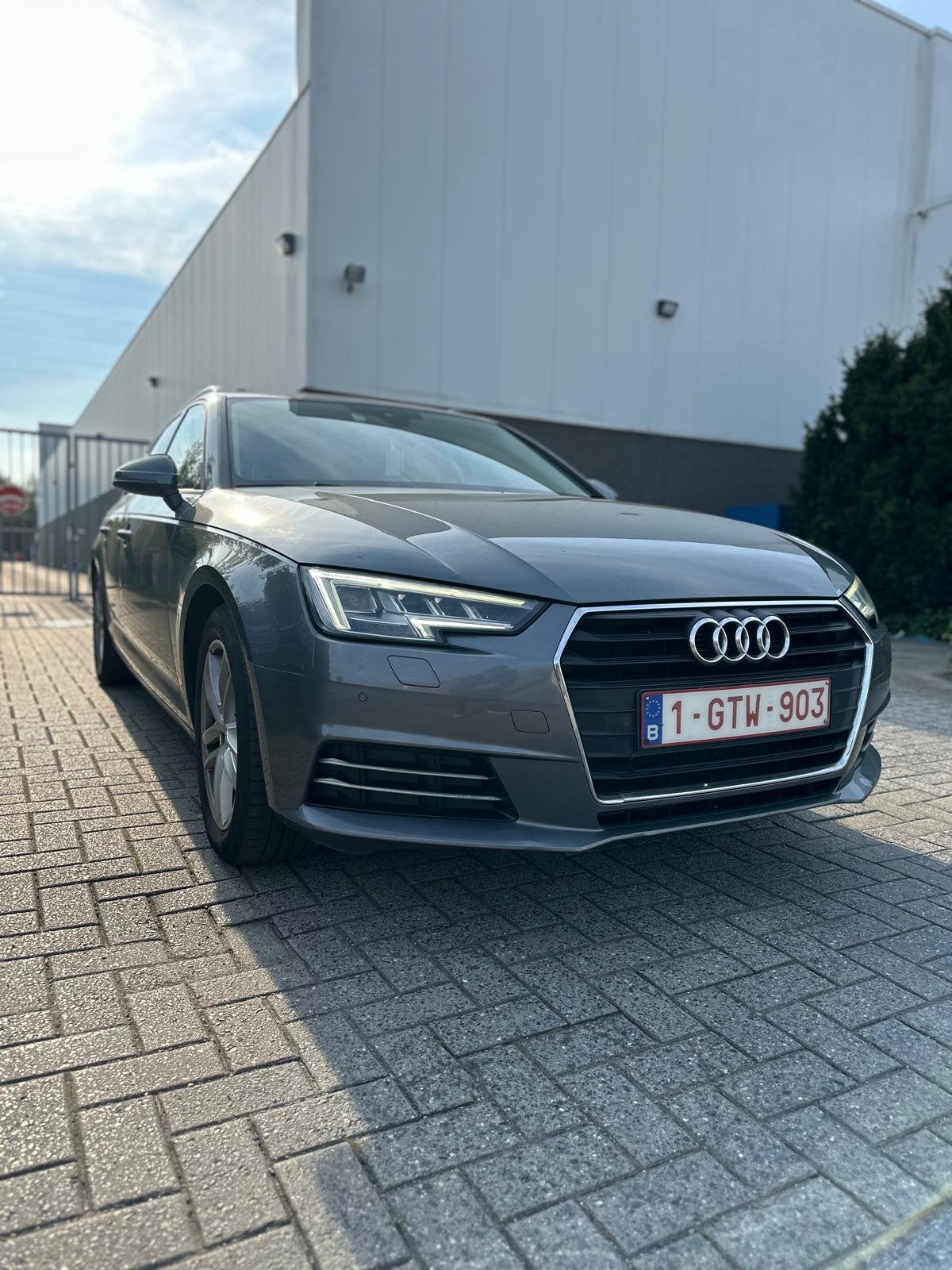 Audi A4 AVANT 2.0 6B Matrix, Auto's, Regensensor, A4, Leder, 5 deurs