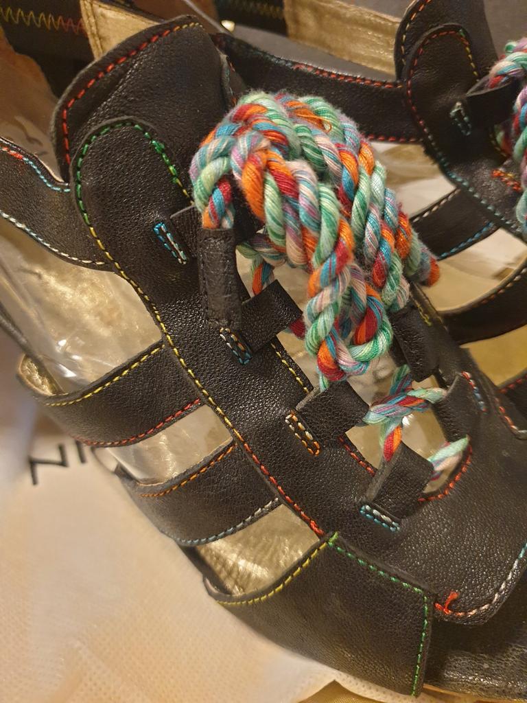 Chaussures Nicky Vankets 41, Enlèvement