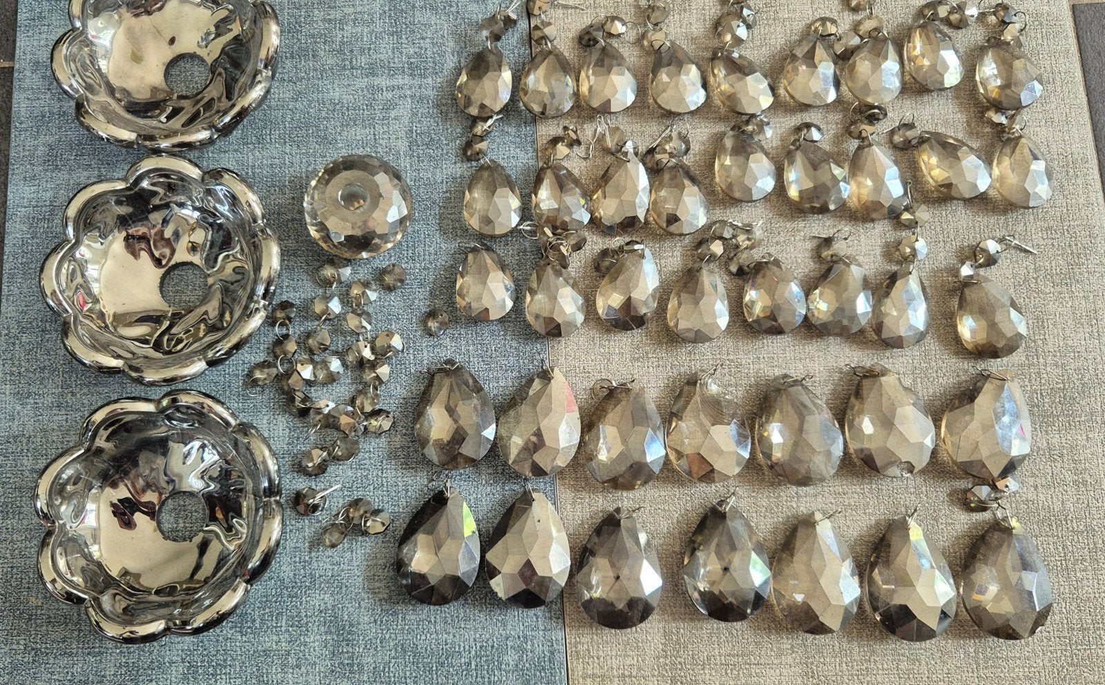 Set glazen kroonluchter kristallen/hangers (rookglas/grijs), Ophalen