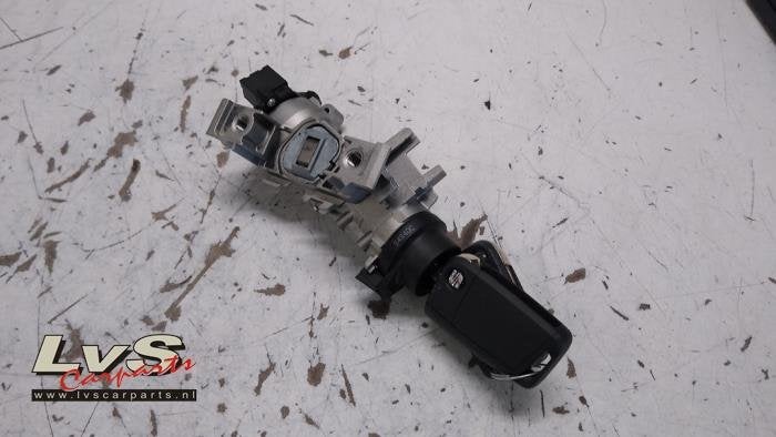 Serrure de contact + clé d'un Seat Ibiza, -, 3 mois de garantie, Utilisé, -
