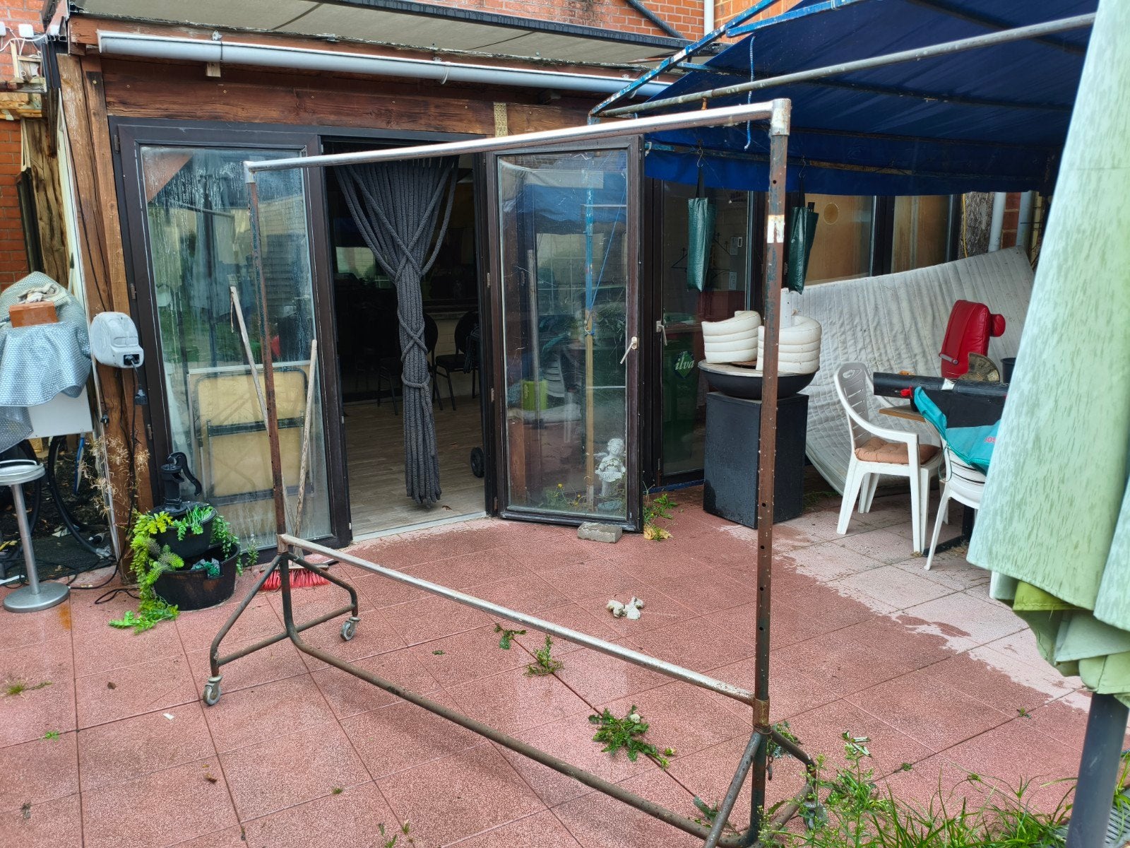 kleding rek in stevig metaal( geen bril), Enlèvement
