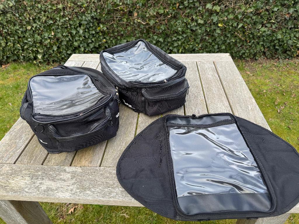 twee retro tanktassen richa, Ophalen, Zo goed als nieuw