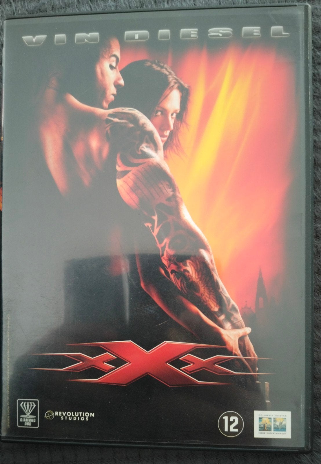 XXX, Anglais, Néerlandais, Comme neuf, Enlèvement