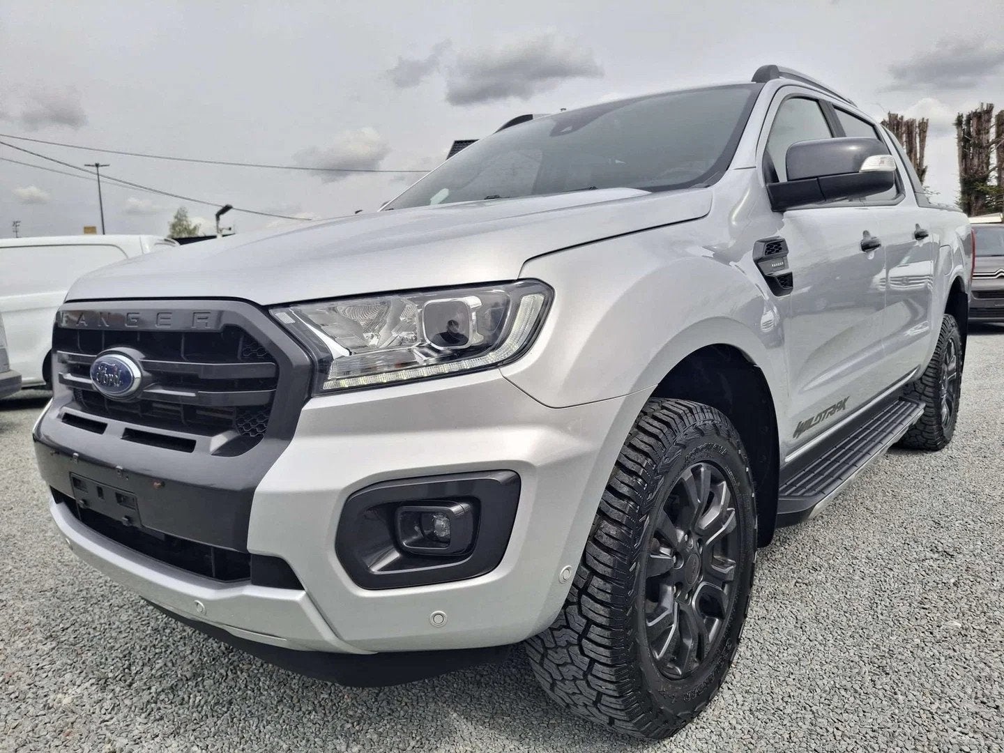 Ford Ranger Wildtrak, Cuir, Argent ou Gris, Achat, Ordinateur de bord