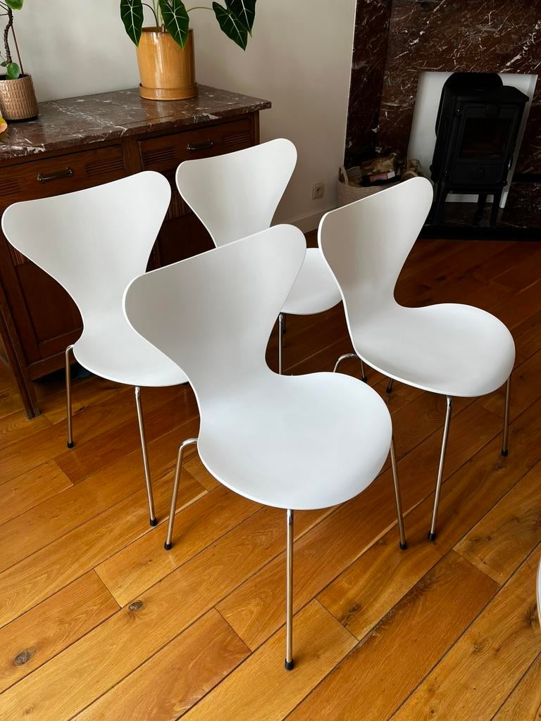 Fritz Hansen series 7 vlinderstoel 4st., Ophalen, Wit, Zo goed als nieuw, Vier