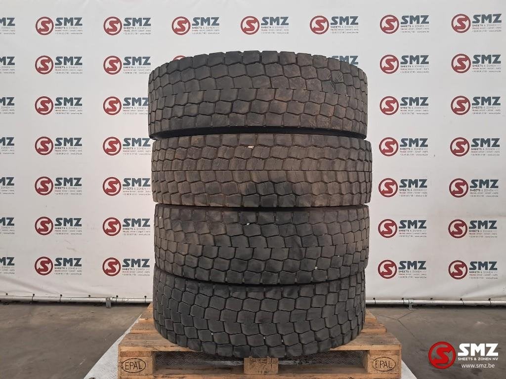 Occ Pneu pour camion 315/80R22.5 156/150L Michelin, Autos : Pièces & Accessoires, Utilisé, Autres marques, Autres pièces automobiles