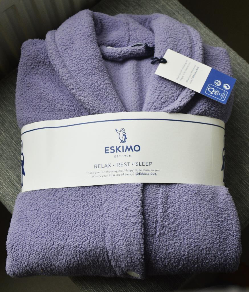 badjas Eskimo - Nieuw, Verzenden, Nieuw, Maat 42/44 (L), Paars
