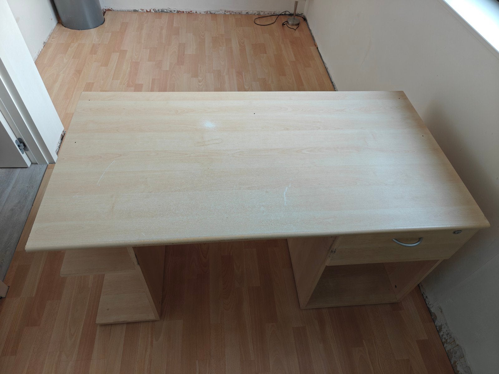 Bureau - gratis, Huis en Inrichting, Bureaus, Ophalen