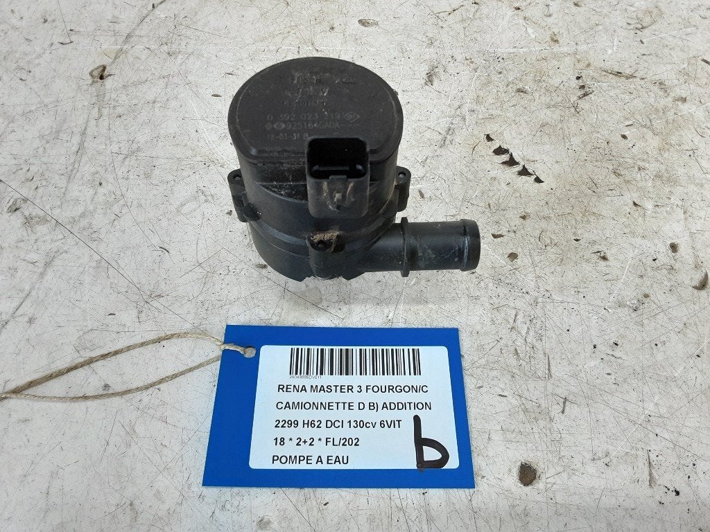 POMPE A EAU Renault (925164GA0A), Renault, Mevr. I. Hauben, Utilisé, Rue de l'Espoir 34 34
4030  GRIVEGNÉE, BE