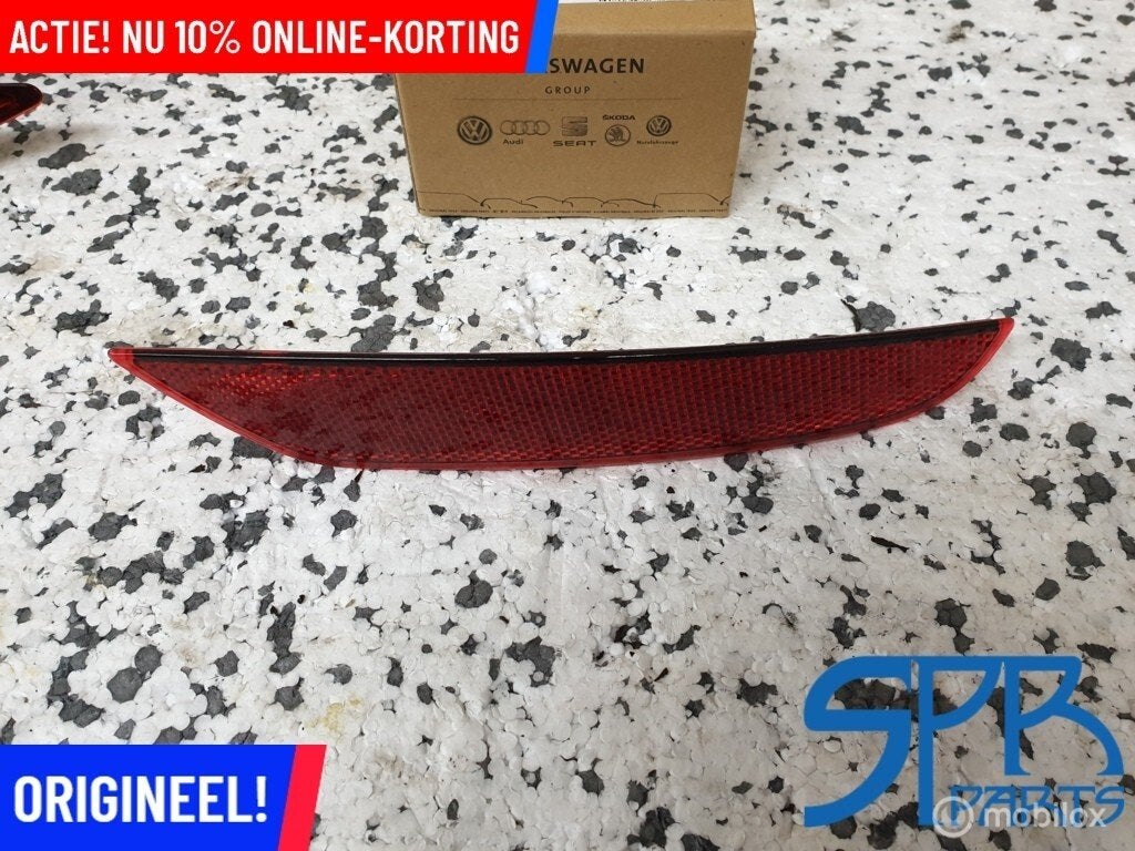 GOLF 6 SMOKE Reflector BUMPER RECHTS rechtsachter 5K0945106G, Enlèvement ou Envoi, Volkswagen, Utilisé, Volkswagen