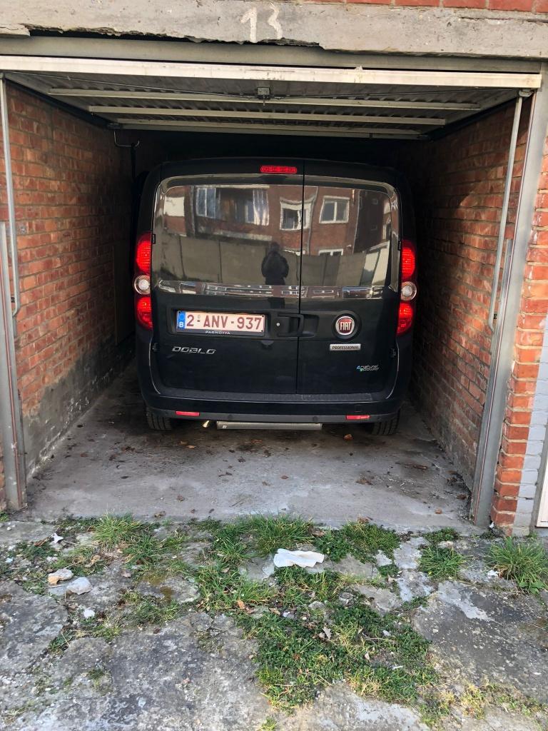 Garage te Huur : 2100 Deurne Jules Steurstraat, Immo, Garages en Parkeerplaatsen, Antwerpen (stad)