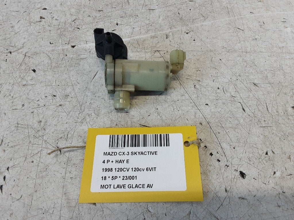 LAVE-GLACE POMPE AVANT Mazda CX-3 (DJ / DK), Hitdorfer Straße 73
51371  Leverkusen, DE, Mazda, Utilisé, Info@mazda.de