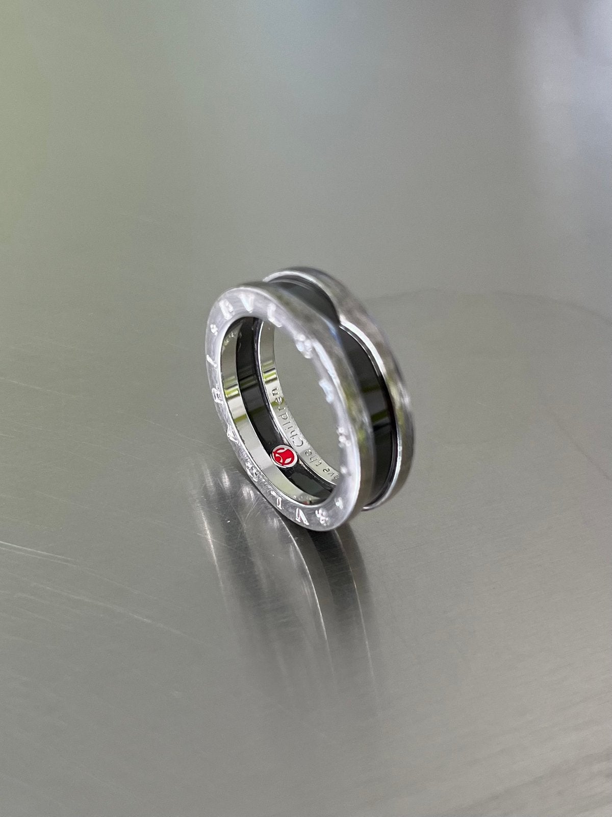 Bvlgari Save the Children ring, Femme ou Homme, Enlèvement, Utilisé, Argent