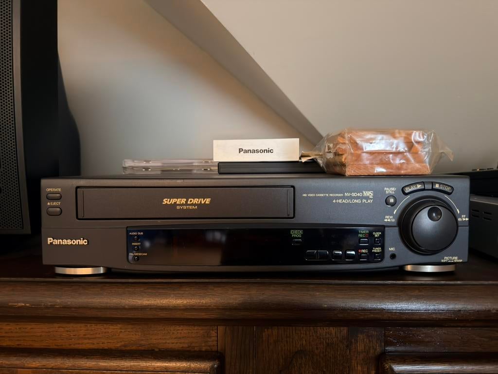 Panasonic NV-SD40 Super Drive VHS Videorecorder – Vintage, TV, Hi-fi & Vidéo, Enlèvement, Comme neuf, Lecteur ou enregistreur VHS