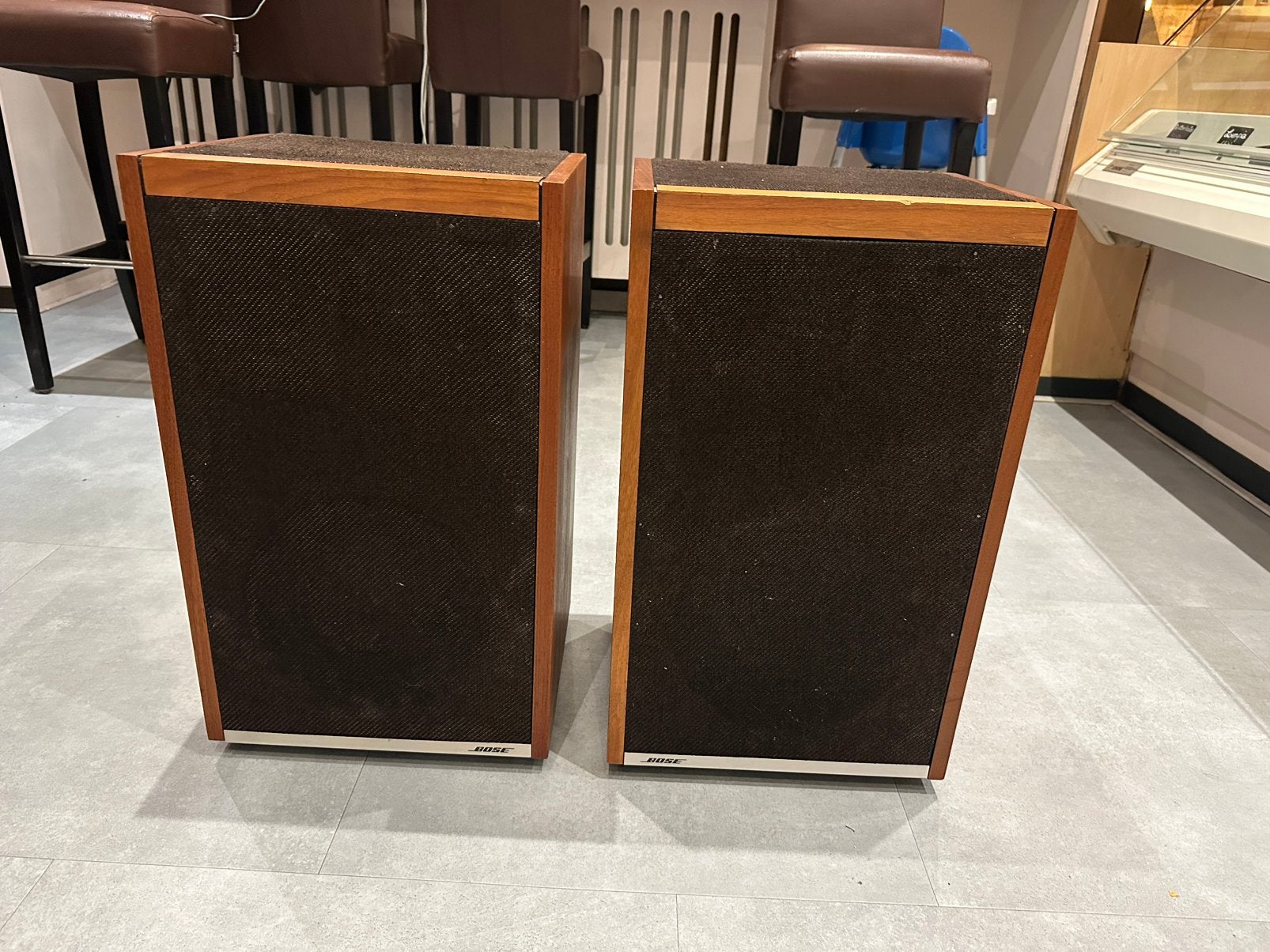 Bose 601 series 1 met nieuwe, rubber wooferranden, Audio, Tv en Foto, Luidsprekerboxen, Ophalen, Vloerstaande luidspreker, Gebruikt