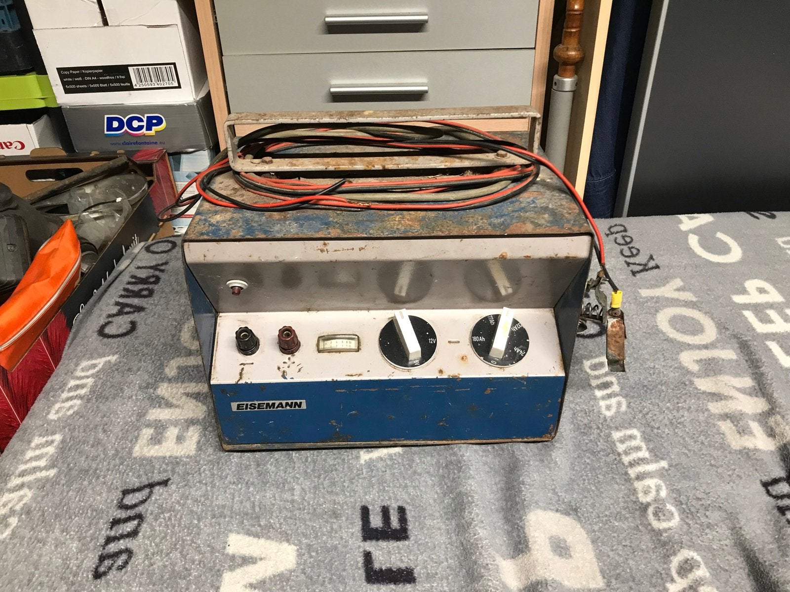 Chargeur batterie vintage