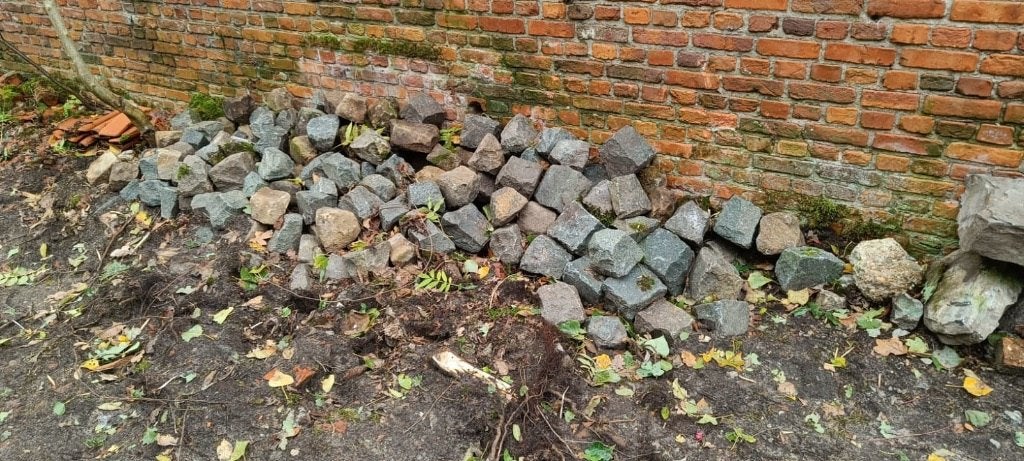 Gratis kasseien en boordstenen, Jardin & Terrasse, Utilisé, Autres types, Moins de 5 m², Enlèvement