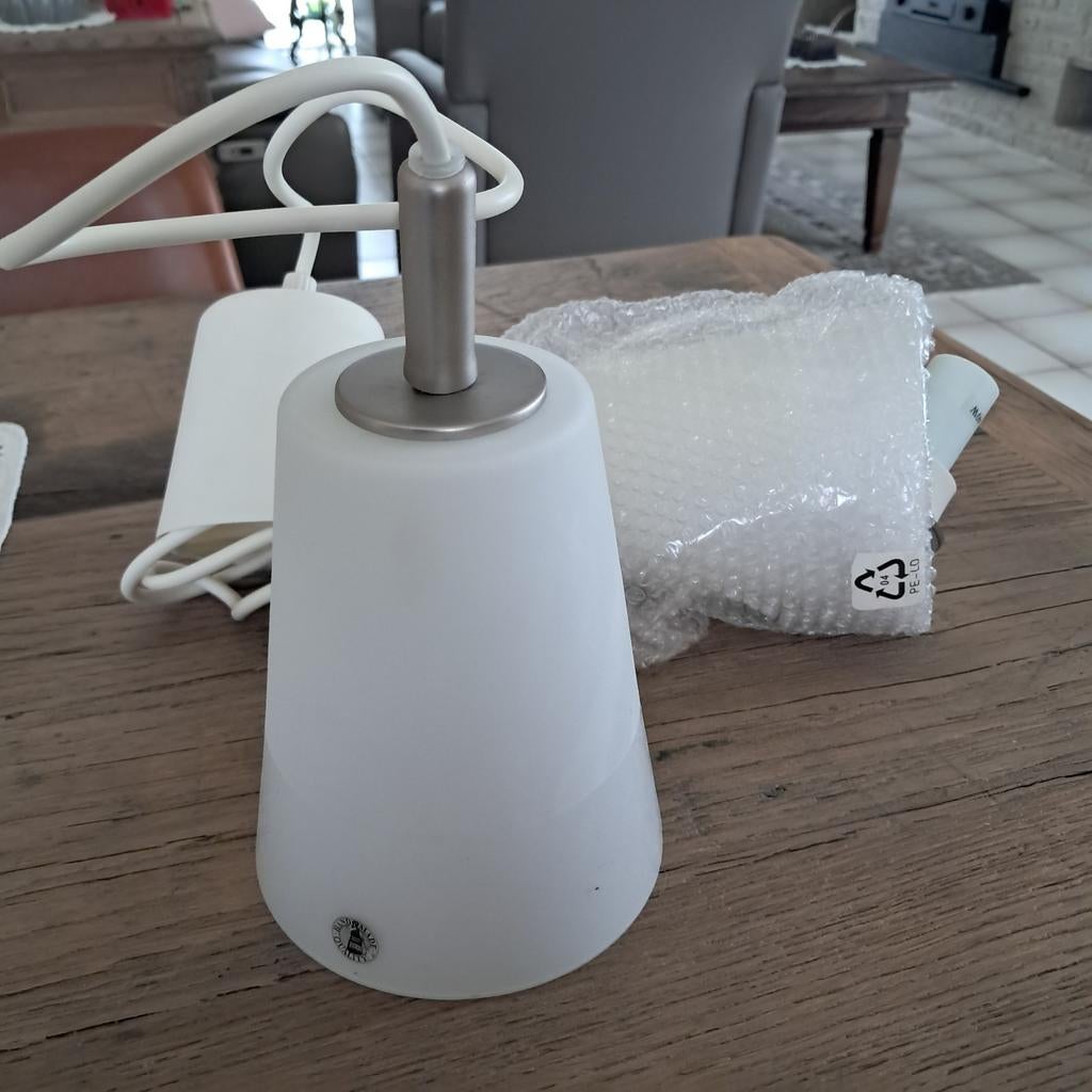 2 hanglampjes, Huis en Inrichting, Lampen | Wandlampen, Ophalen, Zo goed als nieuw, Glas