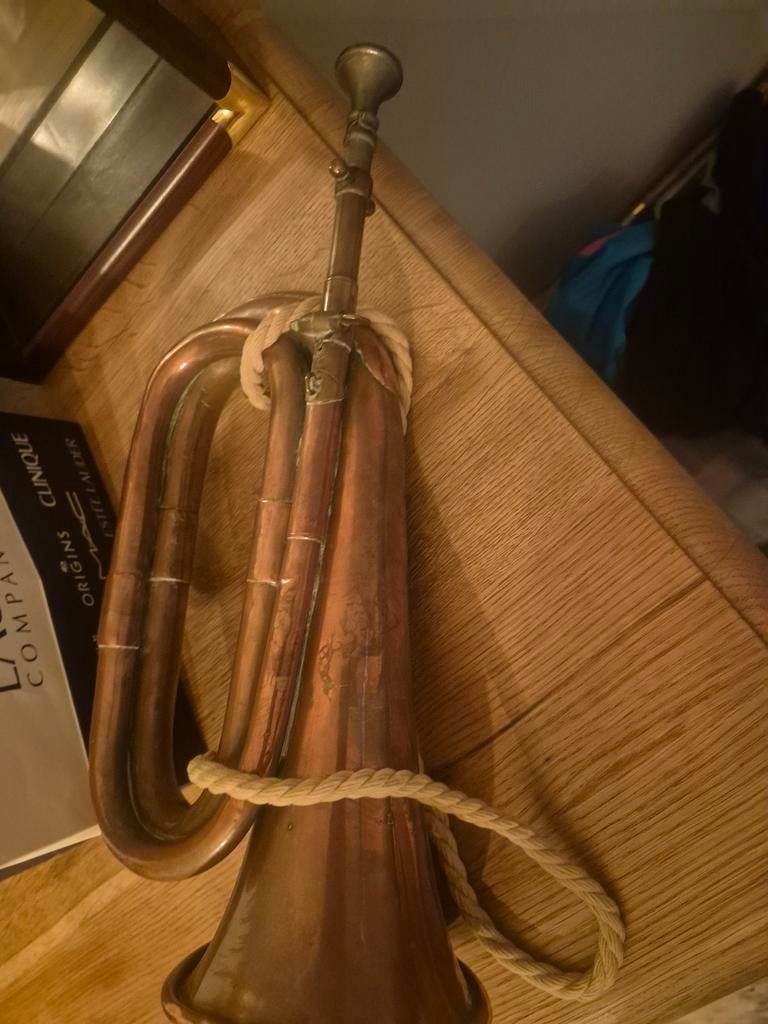 Antieke Gentse Klaroen L. Moeremans Gand, Musique & Instruments, Instruments | Accessoires, Enlèvement