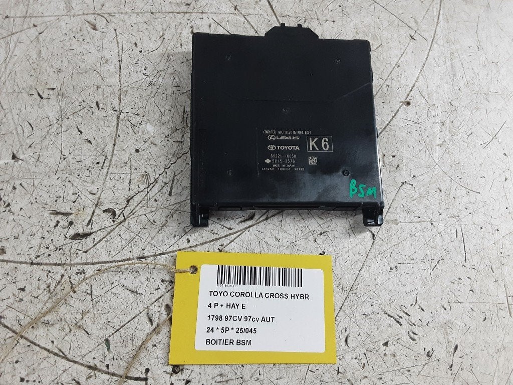 ZEKERINGKAST Toyota Corolla Cross (01-2020/-) (8922116050), Gebruikt, Kundenbetreuung@toyota.de, Toyota, Toyota-Allee 2
50858  Köln, DE