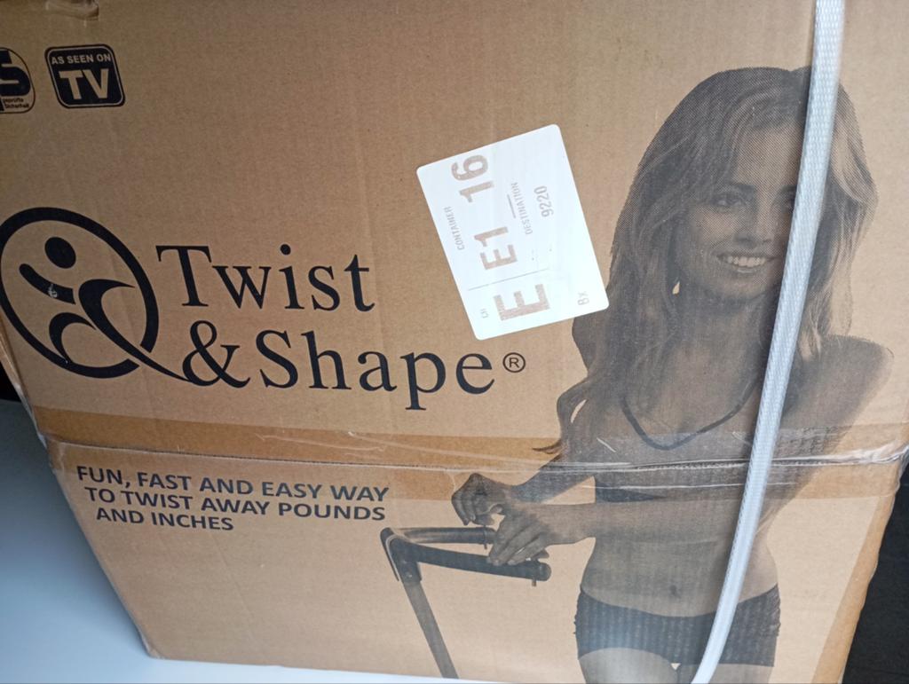 Twiste & Chape