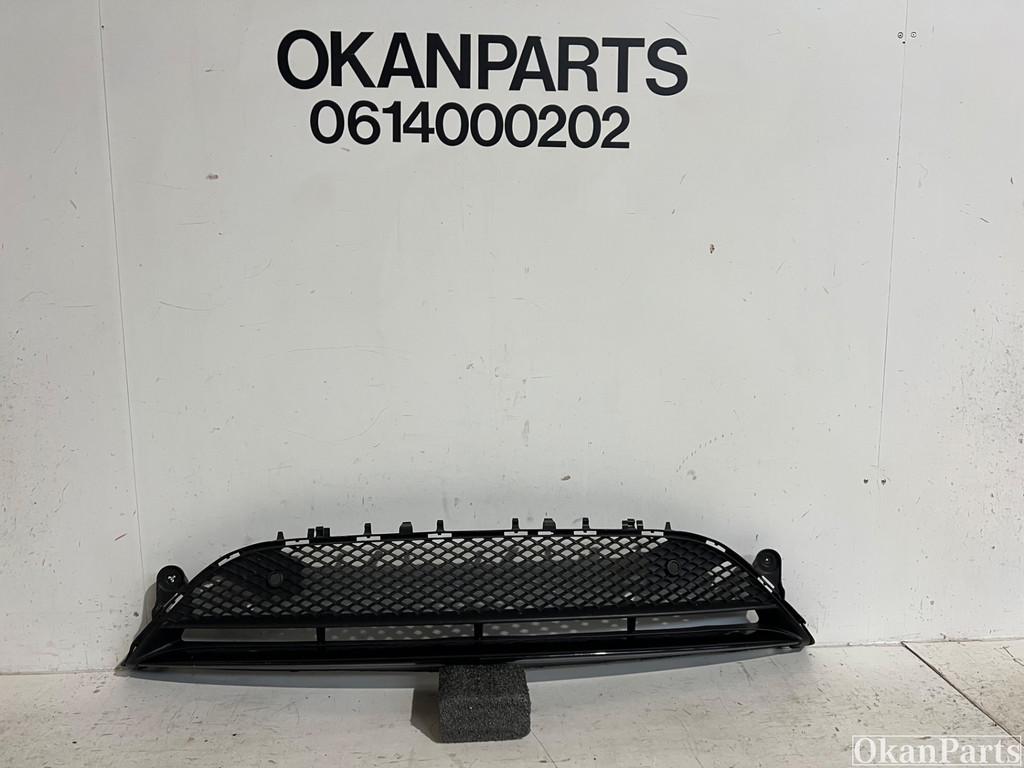 Calandre centrale Mercedes-Benz Classe E W213 A2138856900, Info@fabrikant.eu, Fabrikant BV, Fabrikantstraat 1
1000 AA  Amsterdam, NL