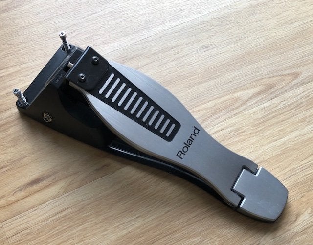 Roland kick pedaal, Ophalen, Zo goed als nieuw