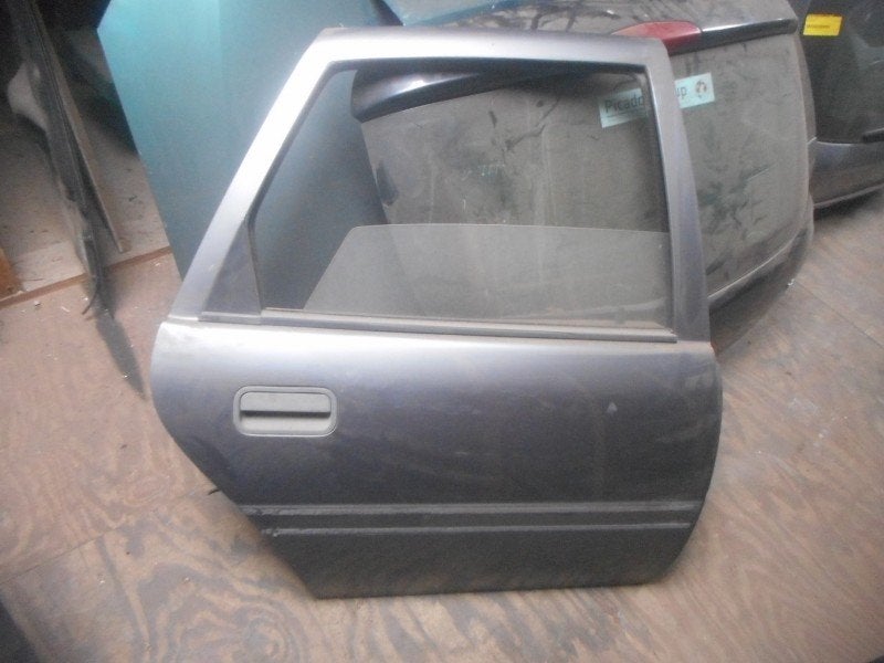 PORTIER RECHTS ACHTER Opel Vectra A (86 / 87), Gebruikt, Deur, Opel, Kontakt-opel@opel.com