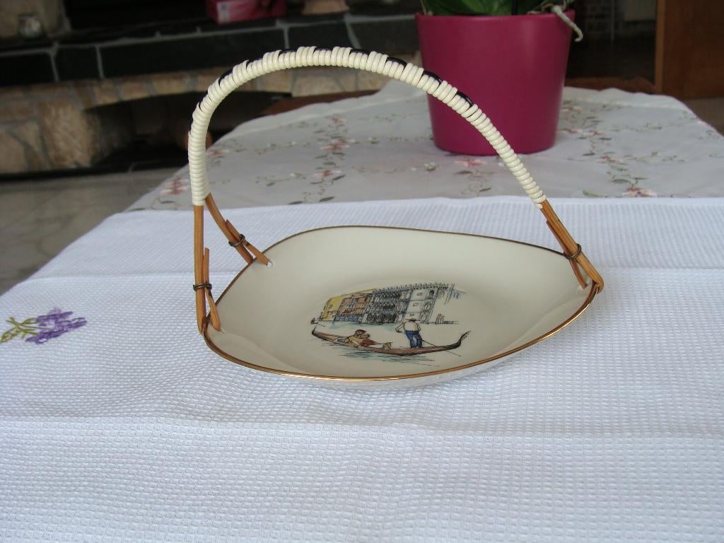 Plat de présentation avec anse,  poinçonné Bavaria, vintage, Ophalen of Verzenden