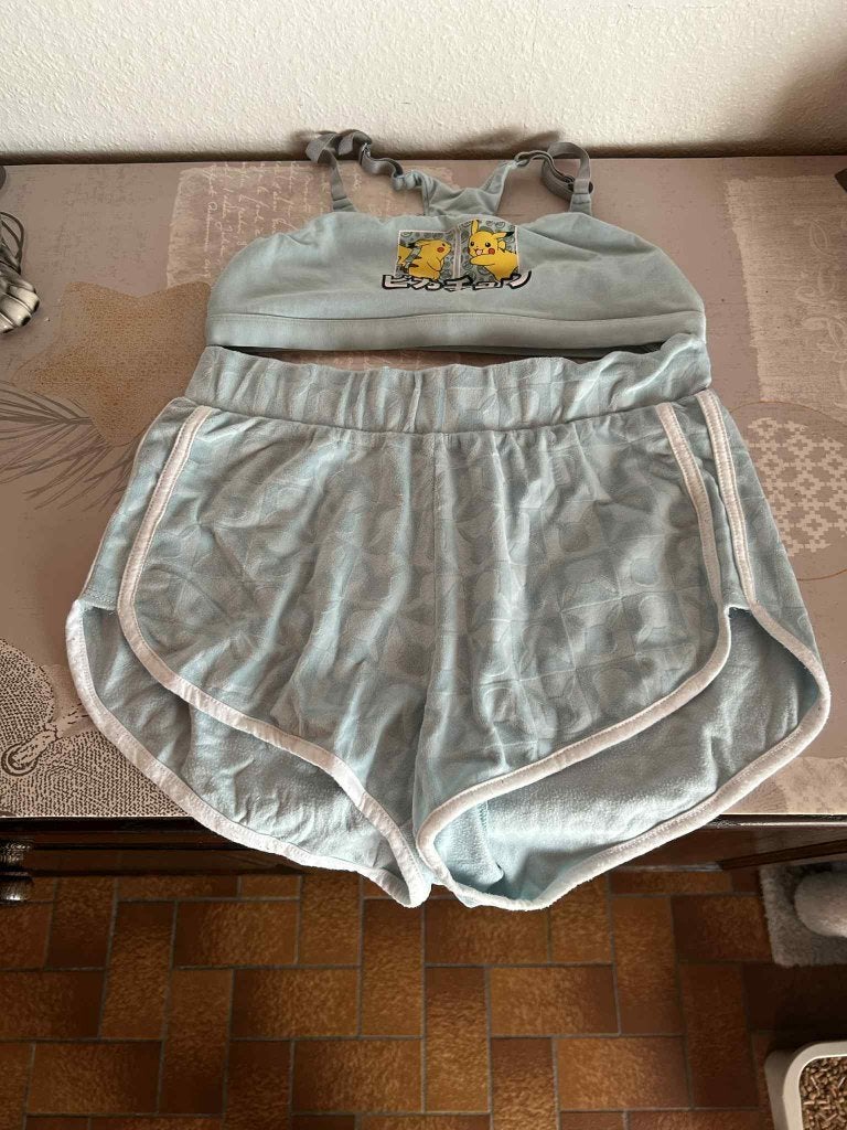 Ensemble short et brassière Pikachu, Kleding | Dames, Pyjama's, Gedragen, Maat 36 (S), Ophalen