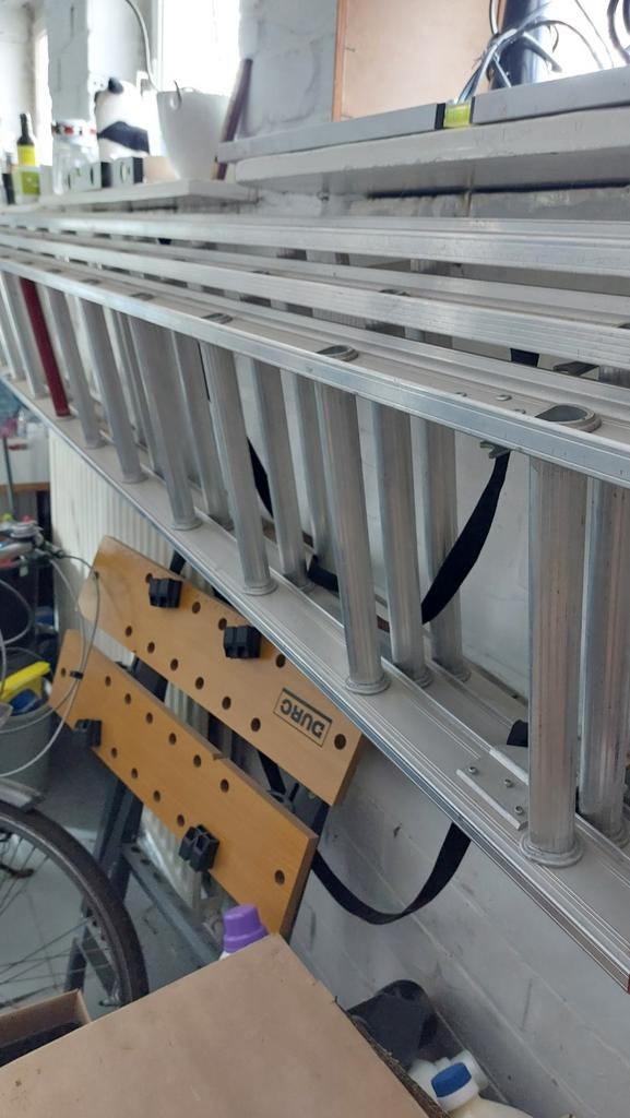 Echelon Altrex 3x10 marches seulement usage 4 foid, Enlèvement