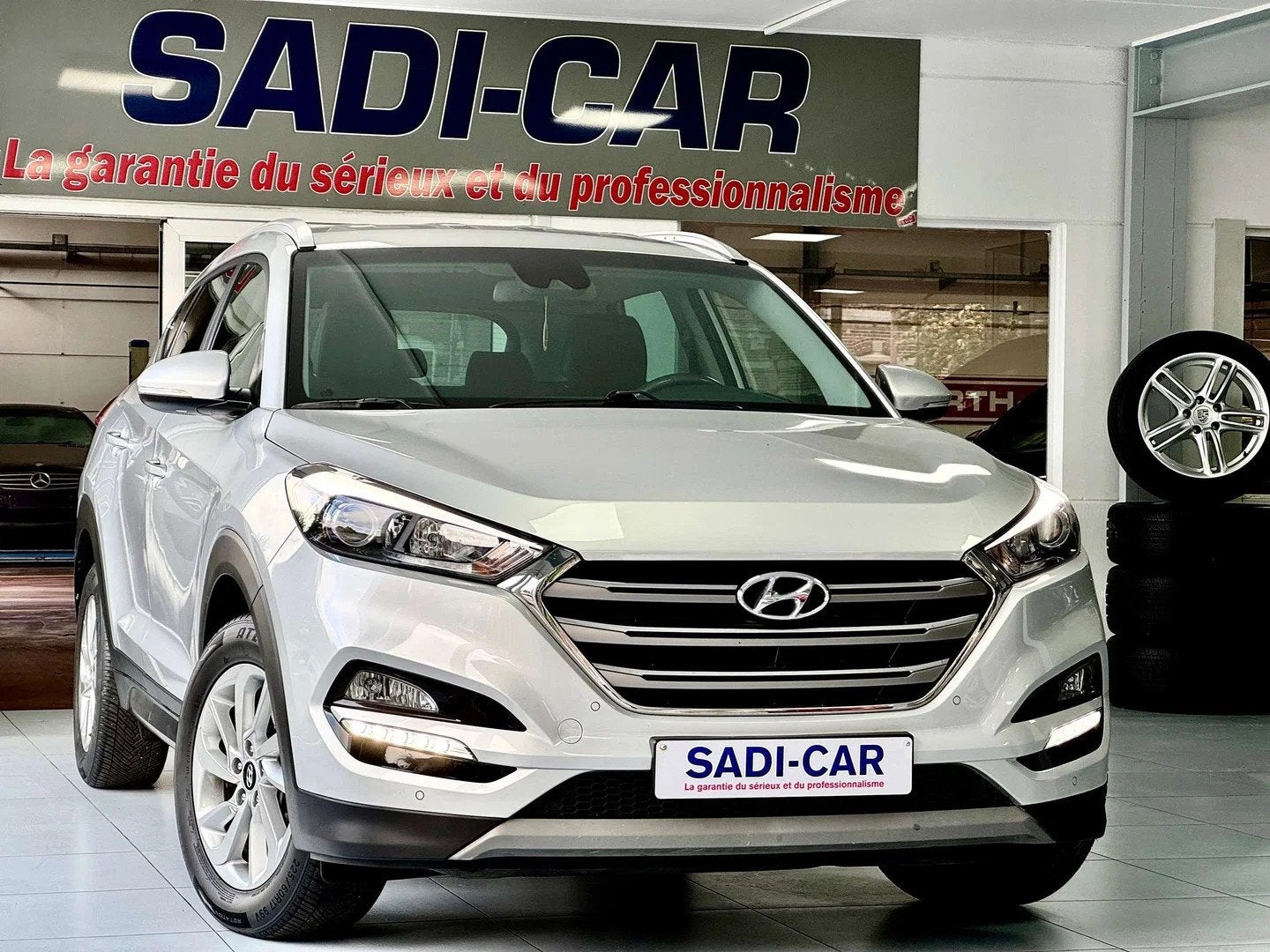 Hyundai Tucson 1.7 CRDi 141cv Executive ISG DCT, Autos, Argent ou Gris, Achat, Volant chauffant, Entreprise