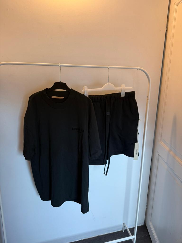 Essentials fear of god - nieuw - maat m - direct leverbaar, Kleding | Heren, Broeken en Pantalons, Ophalen of Verzenden, Zo goed als nieuw