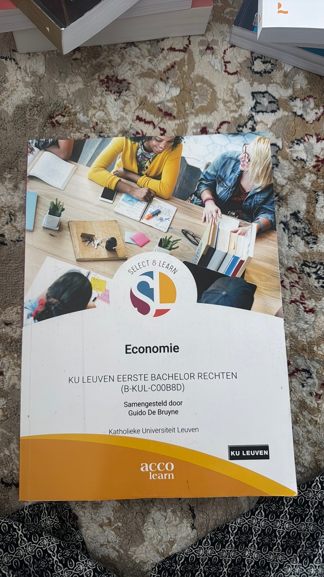 Boek economie KU LEUVEN rechten, Boeken, Schoolboeken, Ophalen of Verzenden, Zo goed als nieuw, Economie