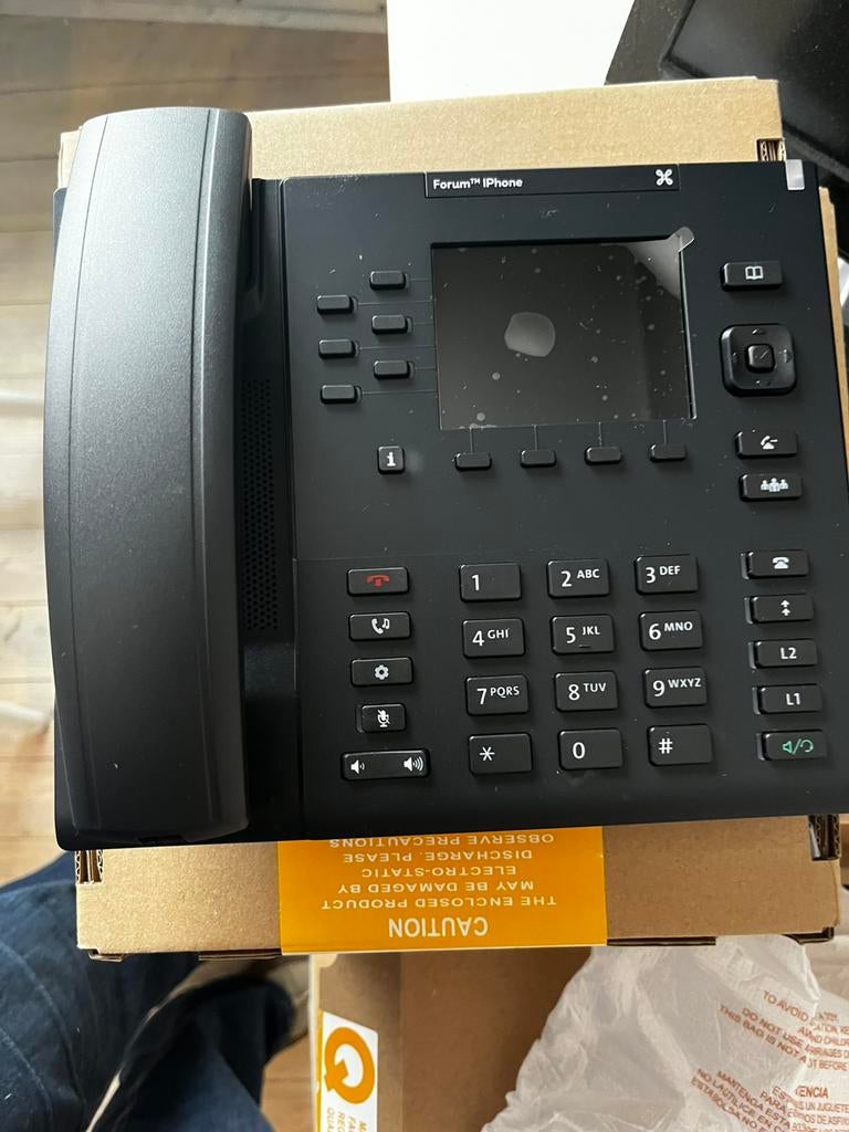 4 nieuwe vaste telefoons, Telecommunicatie, Ophalen, Nieuw
