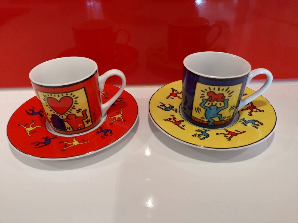 Keith Haring espresso kopjes Könitz porselein (2 sets), Ophalen of Verzenden, Nieuw, Porselein, Kop en/of schotel