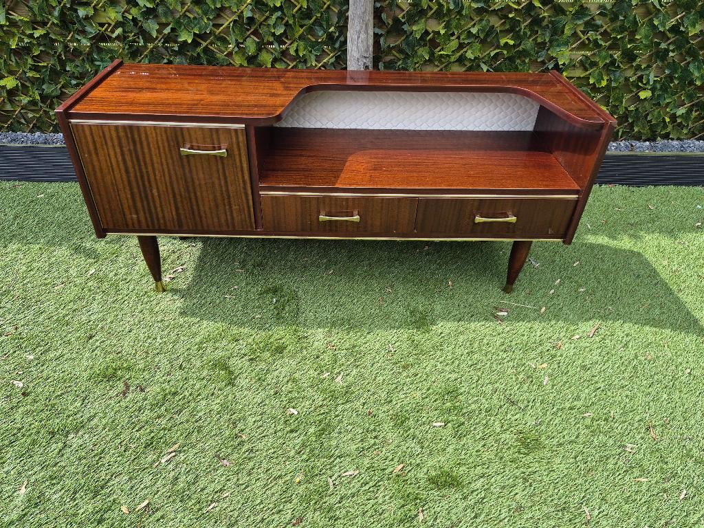 Meuble enfilade 1960, Enlèvement