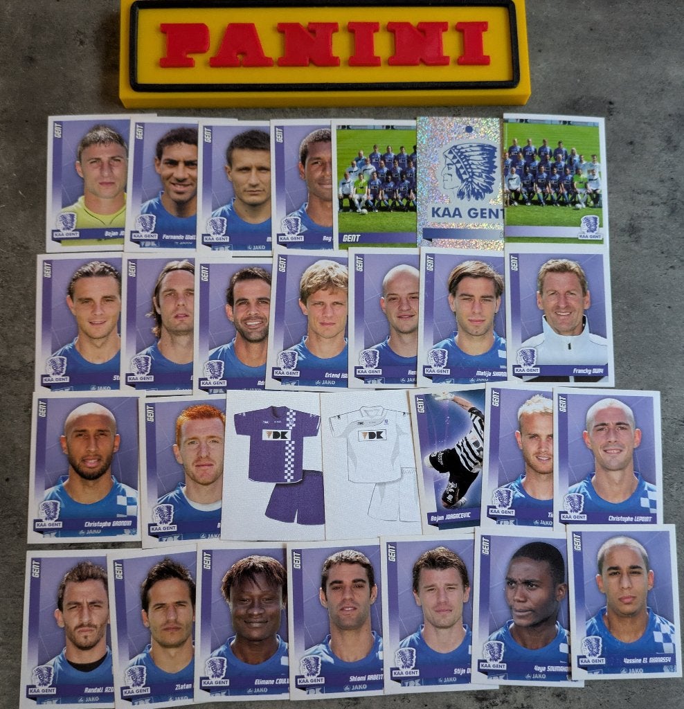 PANINI FOOTBALL 2011 28X STICKERS : AA GENT Voetbal, Hobby en Vrije tijd, Ophalen of Verzenden, Nieuw