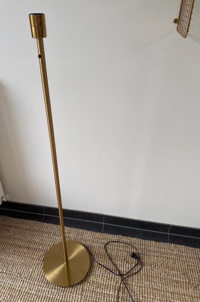 Skaftet staande lamp, Ophalen, Zo goed als nieuw