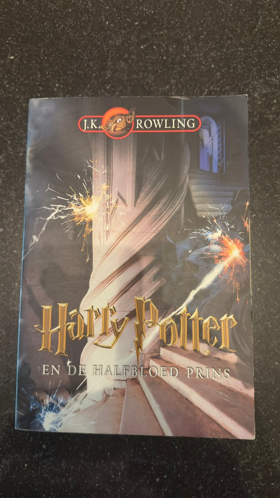 Harry potter boek verschillende titels, Ophalen, Zo goed als nieuw