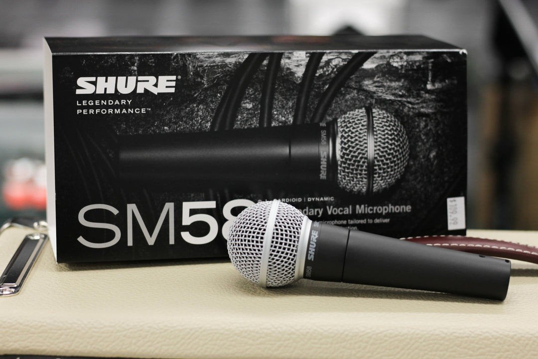 Shure SM58 met microstatief, Ophalen