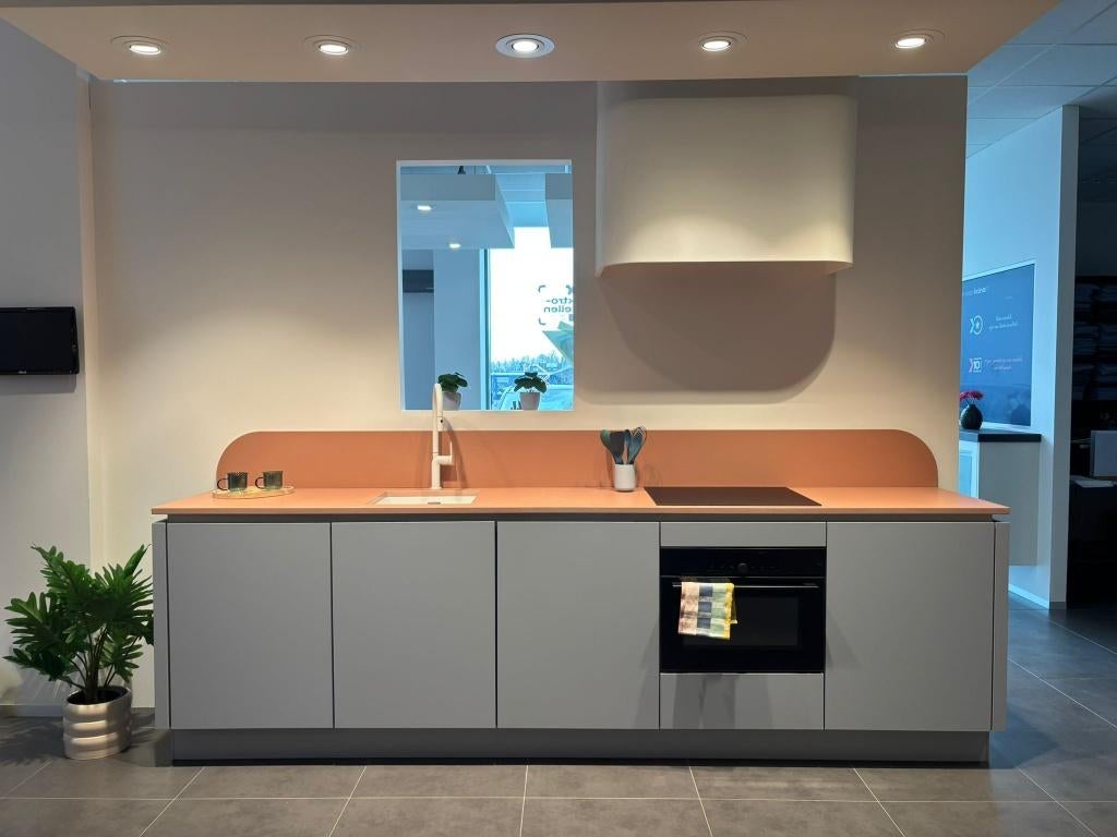 Tonzaal keuken - nieuw, Huis en Inrichting, Ophalen, Blauw, Nieuw, 200 cm of meer