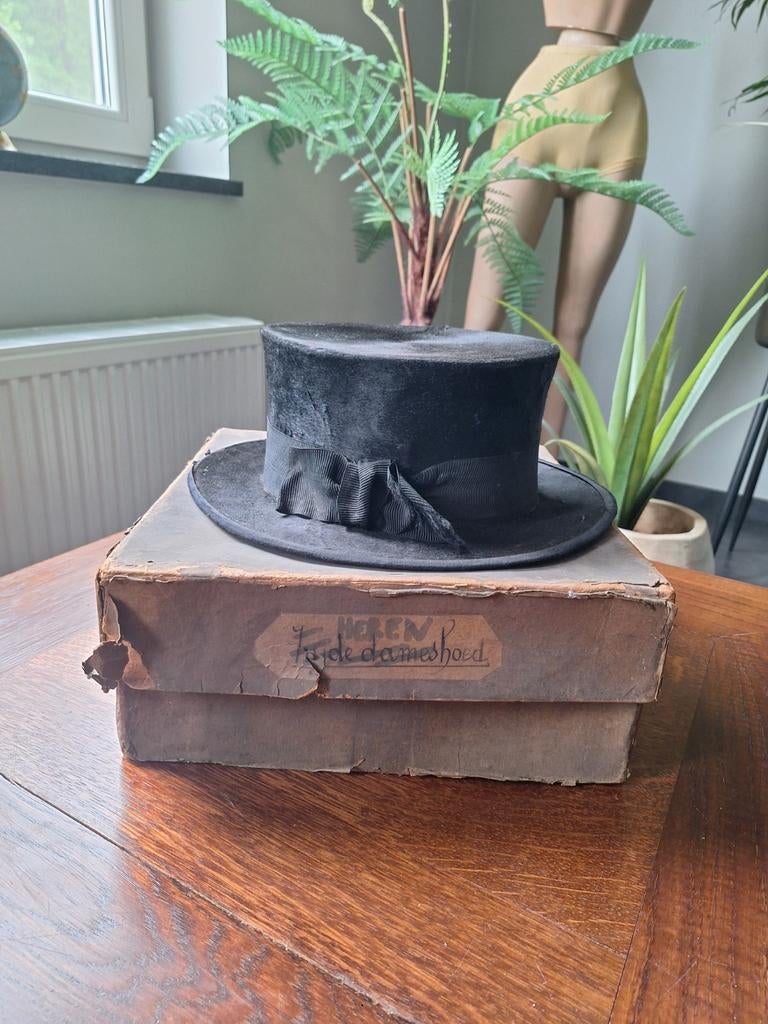 Ancien chapeau bas en feutre, Antiquités & Art, Enlèvement