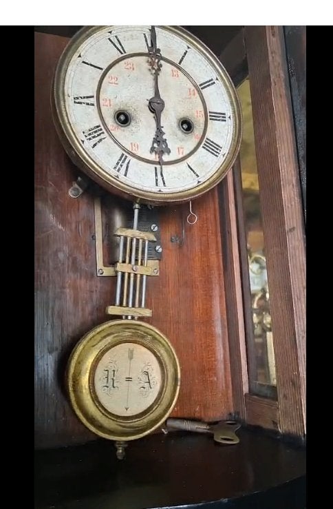 OUDE WANDKLOK met MUZIEKDOOS(  JUNGHANS), Ophalen of Verzenden